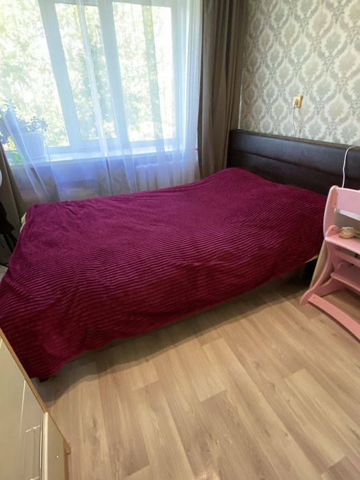 Продам кровать 140*200