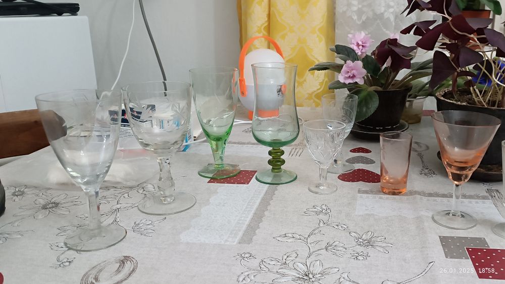Вазы рюмки для водки
