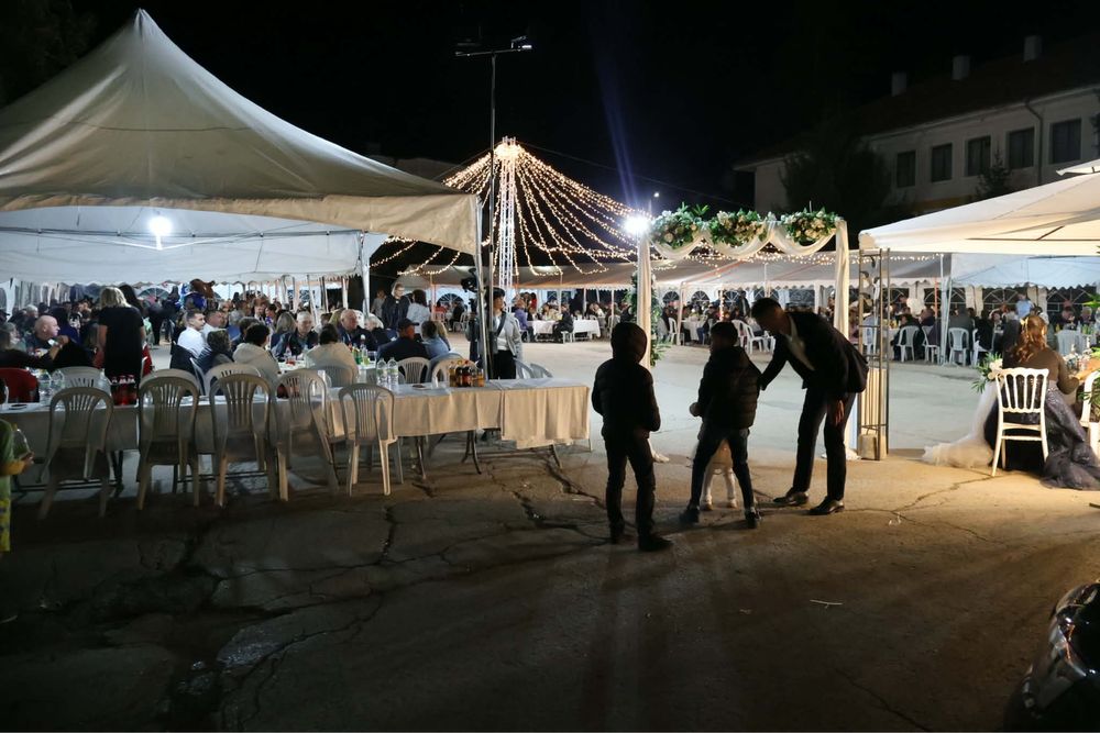 Шатри и оборудване за сватба под наем