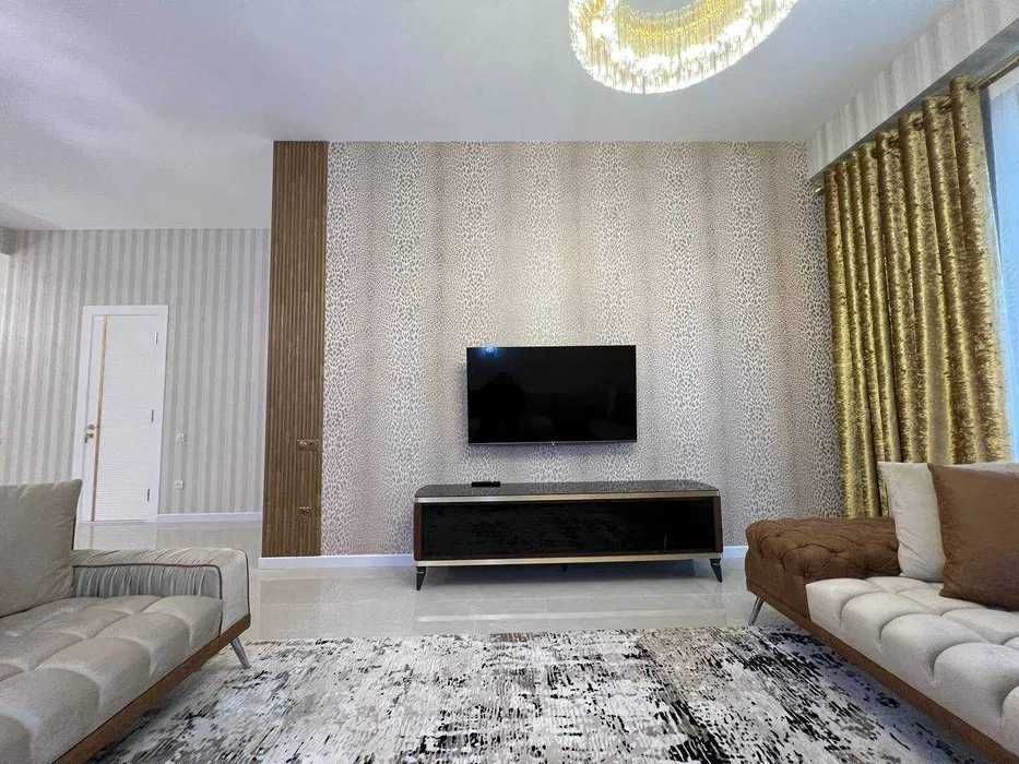 ПРОДАЖА ПО ВЫКУПНОЙ ЦЕНЕ! Яккасарайский Шота Руставели ID10