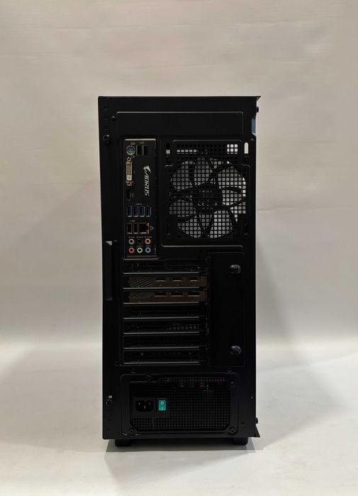 Геймърски компютър AMD Ryzen 7 5800X, RTX 3080 10GB, 16GB ram