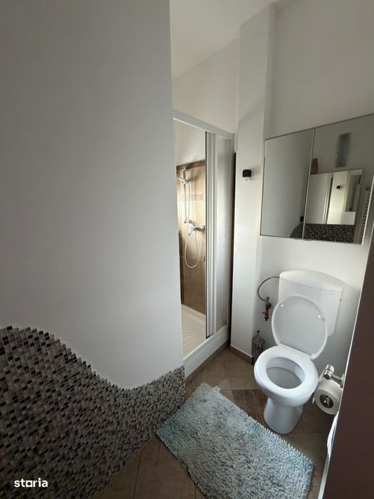 Apartament 3 camere decomandate, dispus pe două nivele