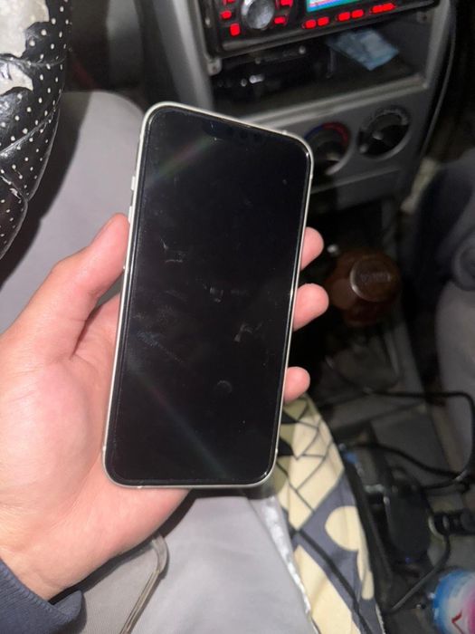 Срочно Продам айфон 13 гб128