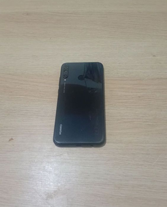 Huawei p40 lite e stare foarte buna