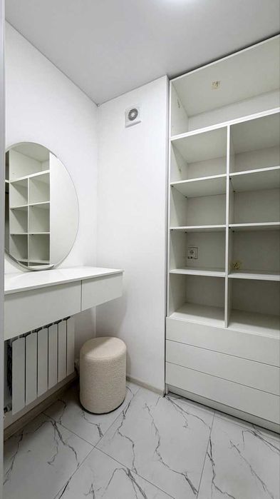 Сдаётся 2-комнатная квартира в районе Юнусабадский 15 ЖК Хонсарой!