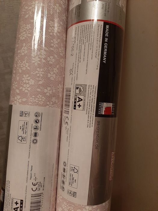 Продам Германские обои 6 шт.