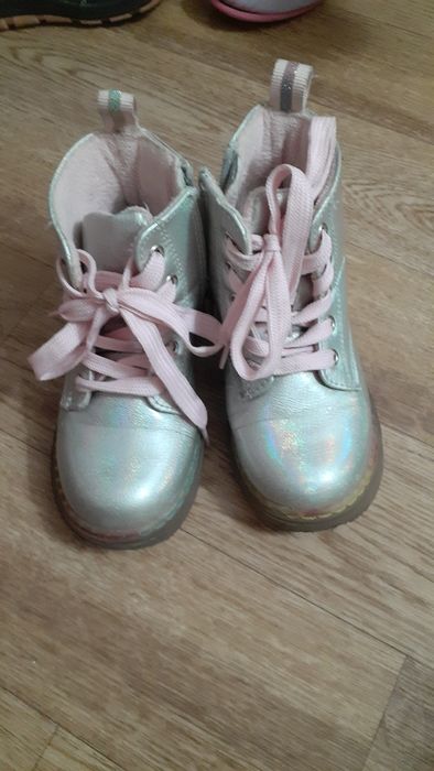 Ботинки детские 25 размер