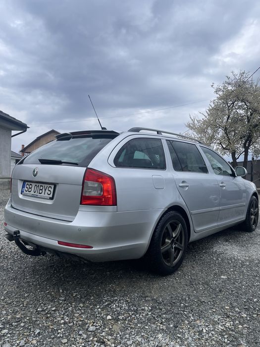 SKODA Octavia 2011 — imagine 5