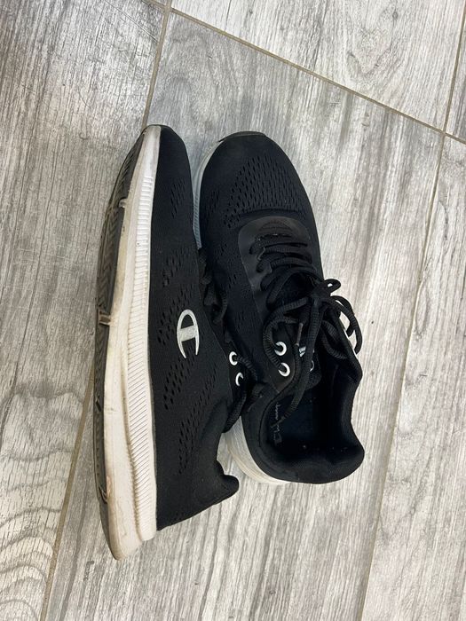 Vind adidasi nr 42 5