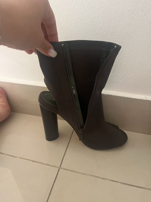 Botine decupate/Sandale dama