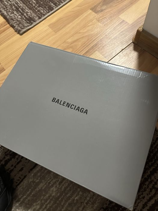 Balenciaga Track