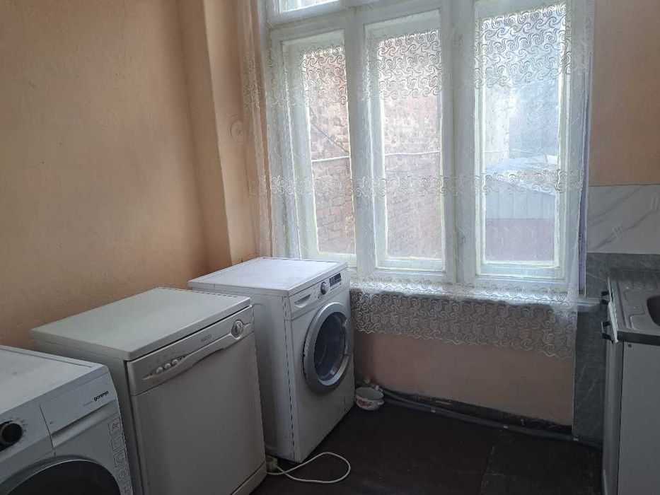 Дава се под наем Етаж от къща в София, Център - 55 кв.м за 357 € - Снимка #5