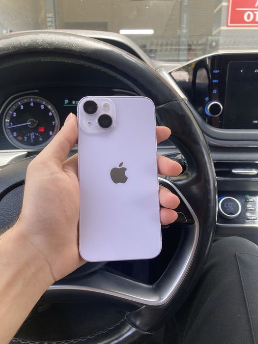 Продам IPhone 14 128gb