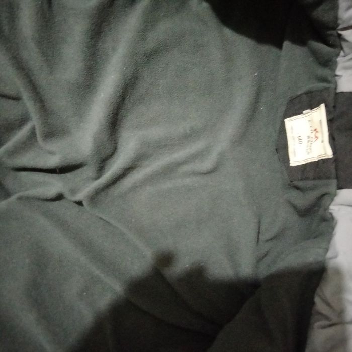 Продам куртку осеннюю на мальчика