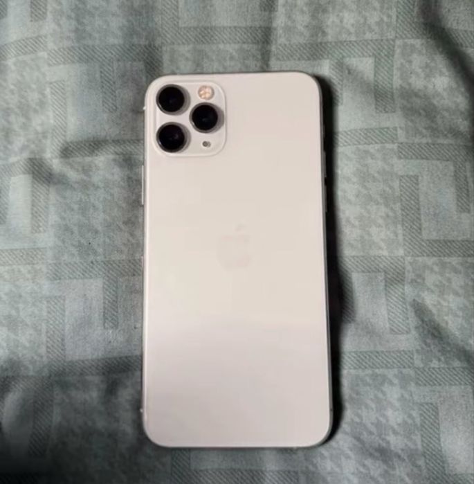Iphone 11pro silver 64ГБ