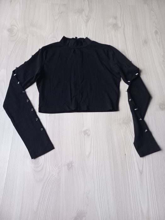 Bluză crop cu guler înalt Bershka