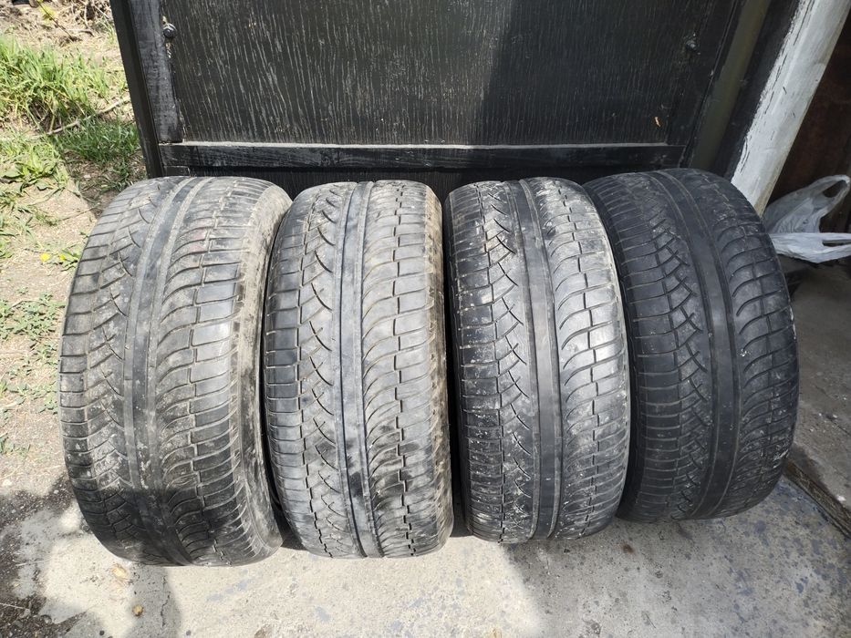 Продам диски с шинами БМВ Х5