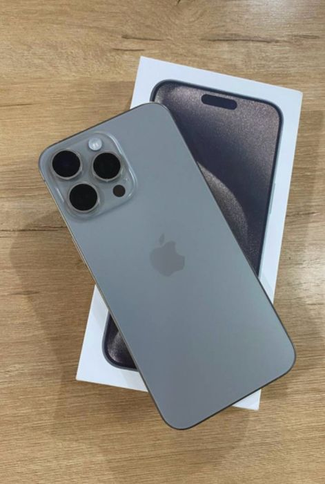 Продам айфон 15 про мах, iPhone 15 pro max