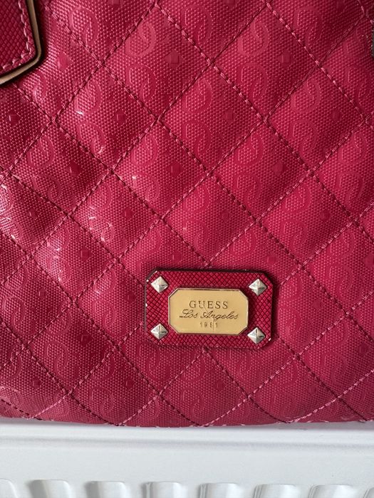 Geanta guess superba