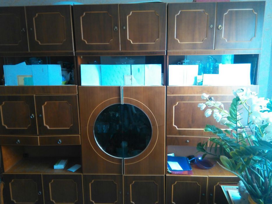 Стенка в отличном состоянии