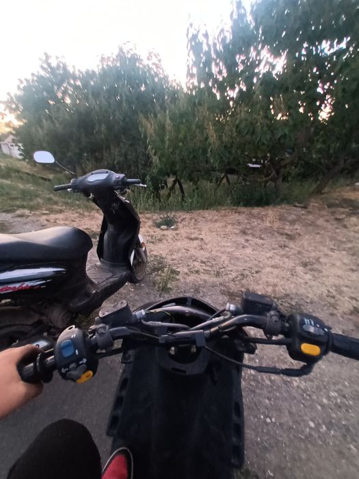 Vând scuter peugeot speedfight 2 100cc 2t cu motor proaspăt alezat