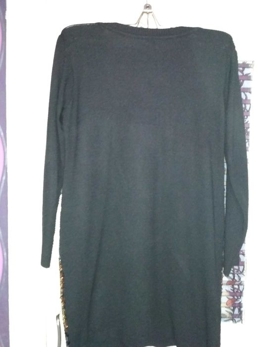 Продаю кофту/тунику с пайетками