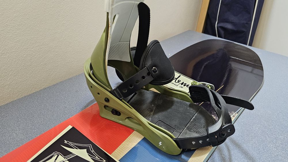Snowboard Academy, Booti Burton SLX