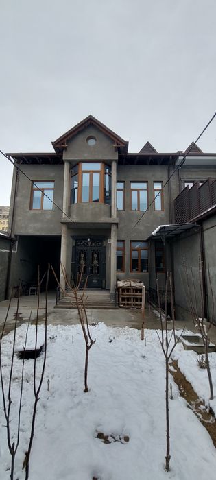 5 ком. 2 этажный ДОМ. Янгихает р-н, ул. Шокирарик. Метро "Sergeli"