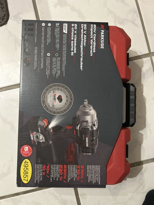 Vând pistol de impact PARKSIDE Performance 20V, adus din Germania.