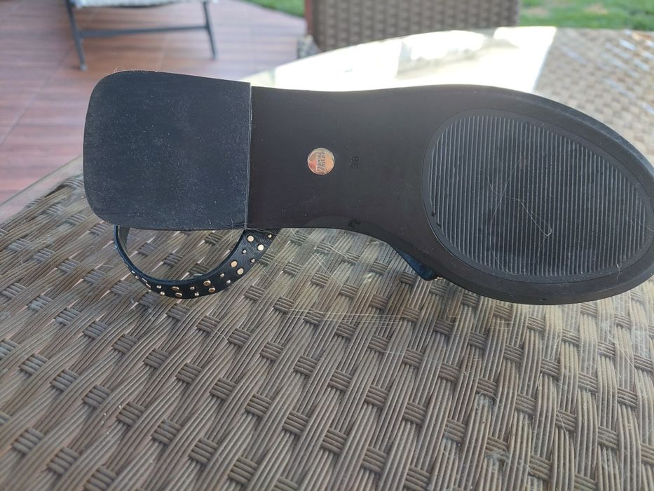 Сандали Zara 38 номер