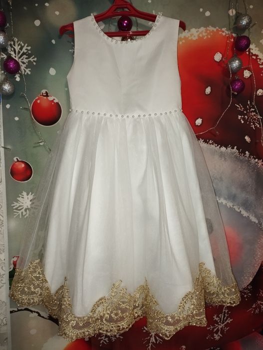 Продам нарядное платье