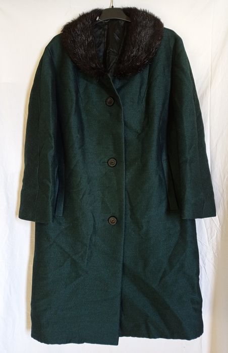 Palton lung guler blana naturala