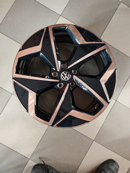 Vand jante de aliaj OEM pentru vw ID3 pe 19