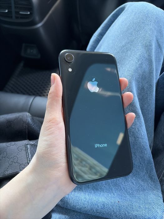 Телефон Iphone XR