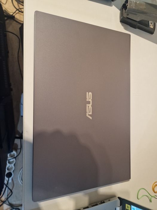 Laptop Asus X515