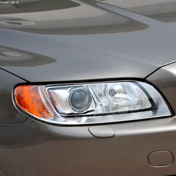 Стекла фар Volvo S80, S80L
