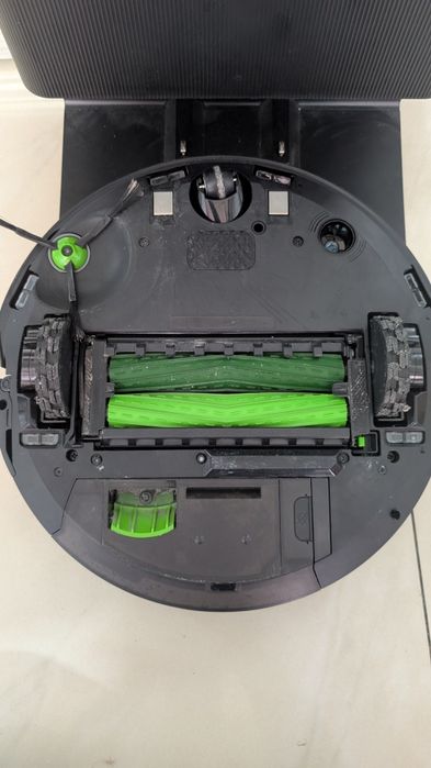 Robot aspirator cu mop+baza descarcare iRobot Roomba Combo j7+  - RESIGILAT
