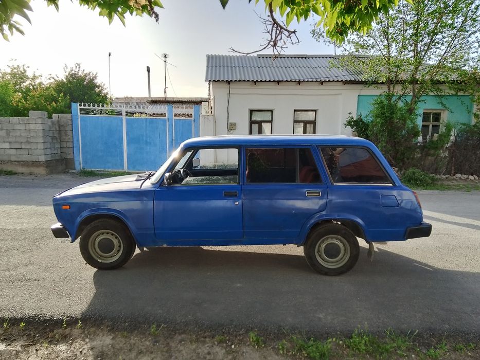 Продаю ваз 21043