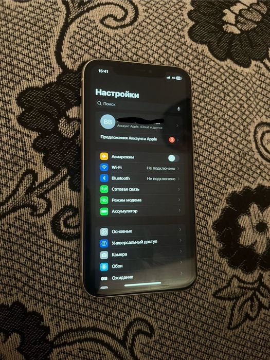 Айфон 11 в хорошем состояние