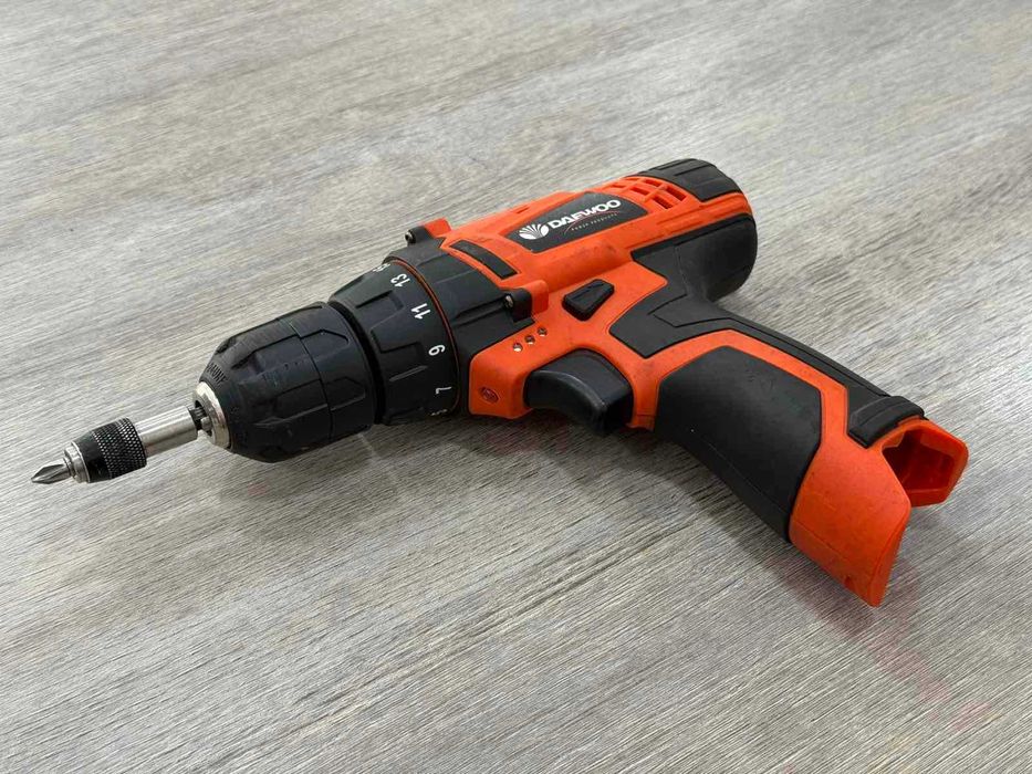 Акумулаторен винтоверт DAEWOO DALD1210