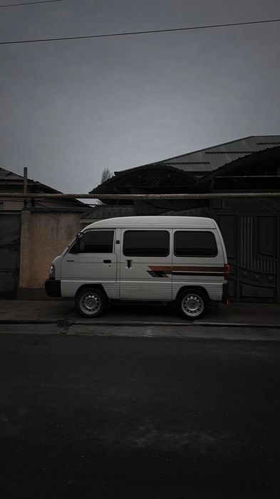 Damas srochna sotiladi