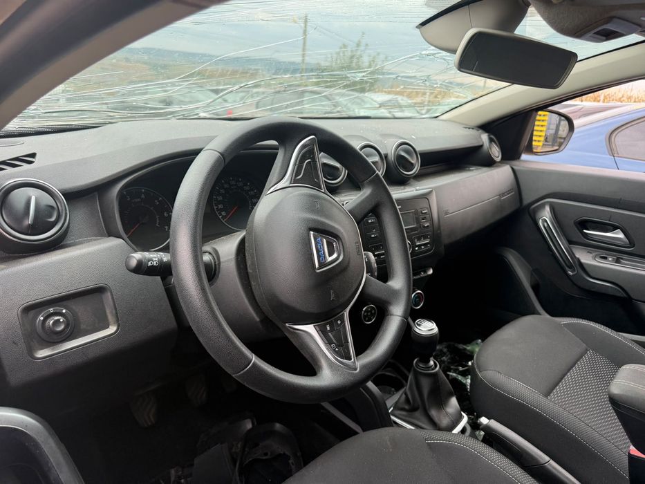 Dezmembrez Dacia duster 2 2018 maro 1.6 sce H4M D7 4x4 volan stanga