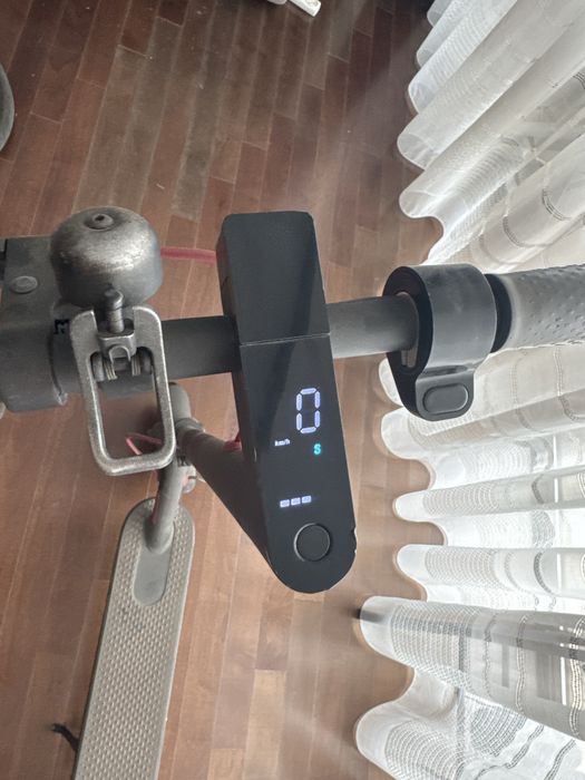 Электросамокат xiaomi