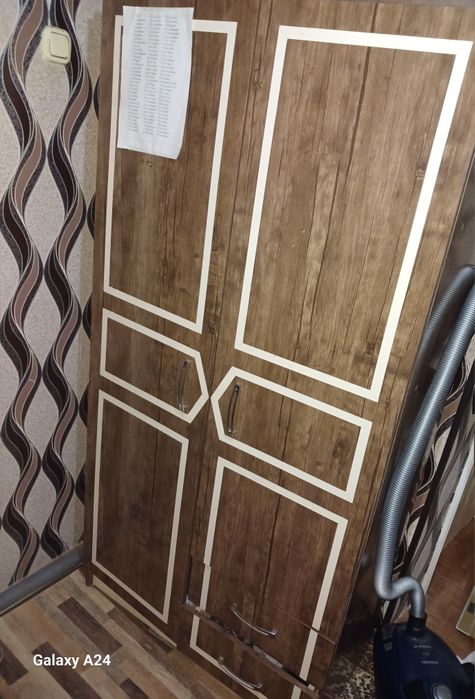 Detskiy shkaf sofiladi