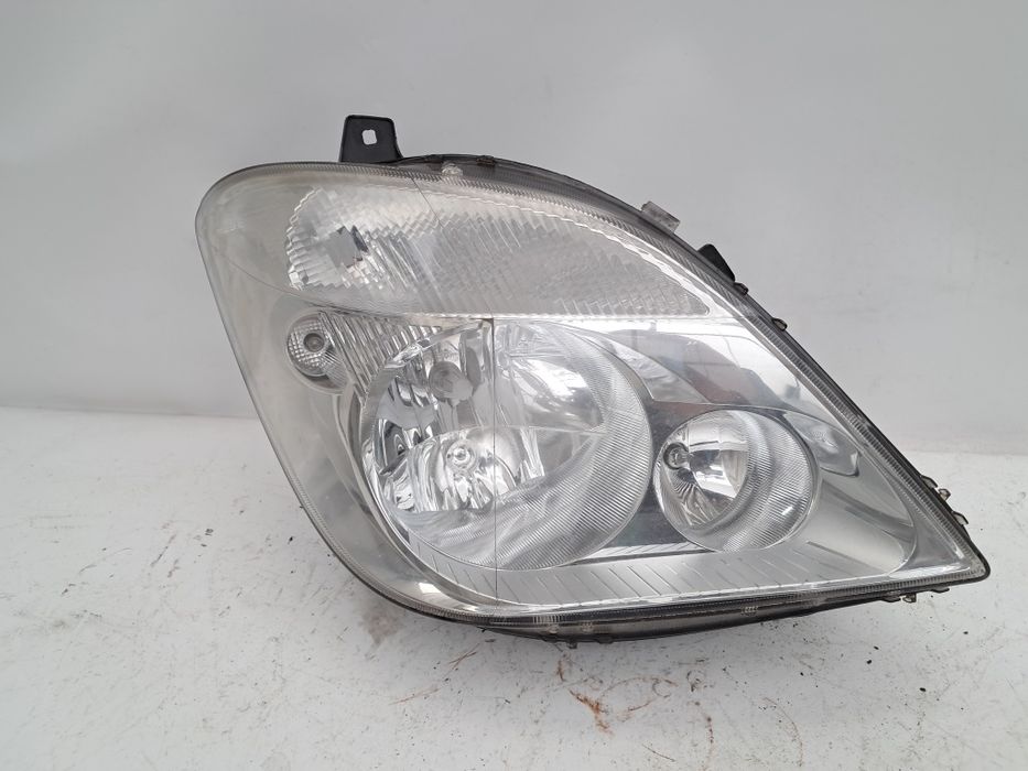 Фар Mercedes Sprinter