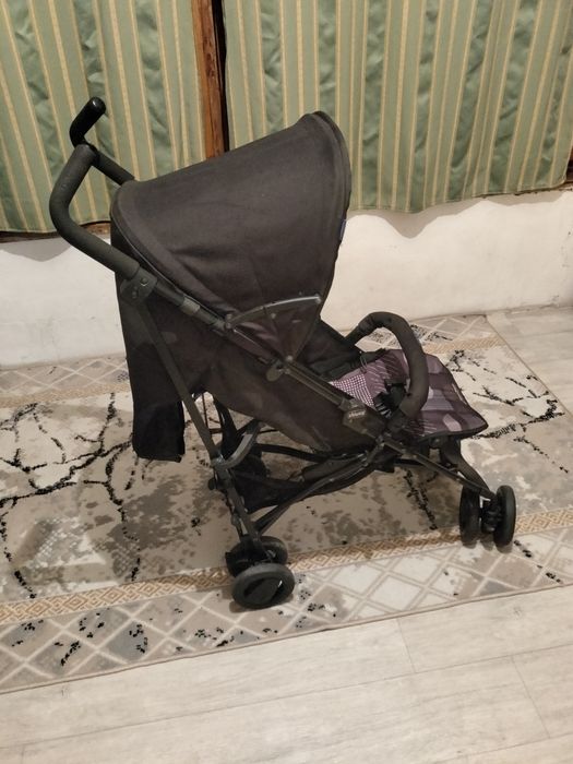 Продам коляску Chicco London