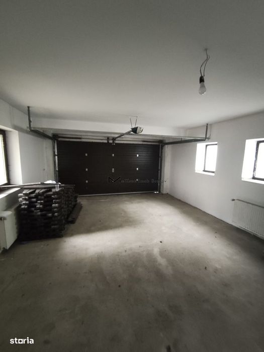 Proprietate amplă cu două case și teren generos, Brașov – str. Cariere