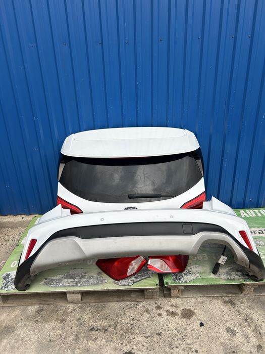 Bară față, capotă motor, trager , aripi , faruri Ford Focus 4