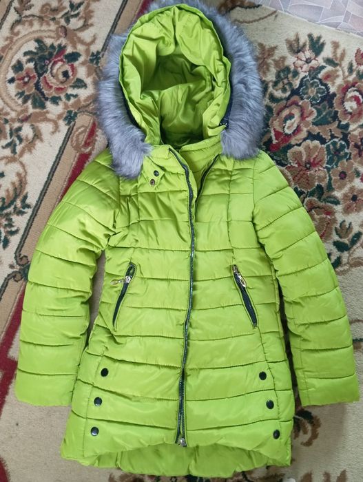 Зимняя куртка на девочку 7-8лет