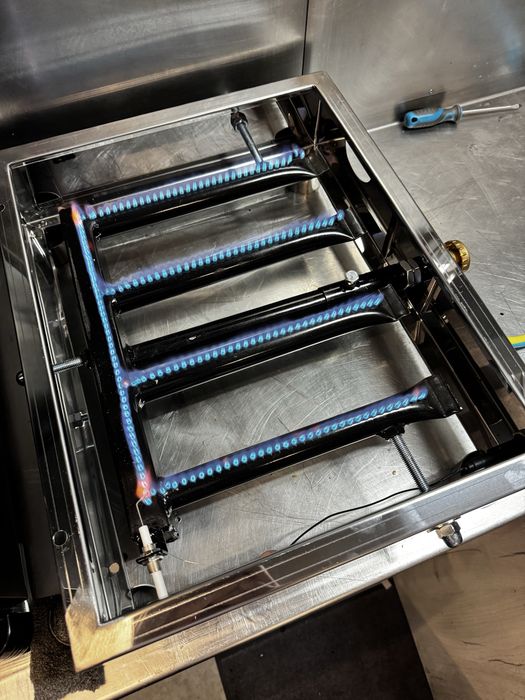 Plita/Gratar pe gaz pentru gradina/foisor/bucatarie/food truck